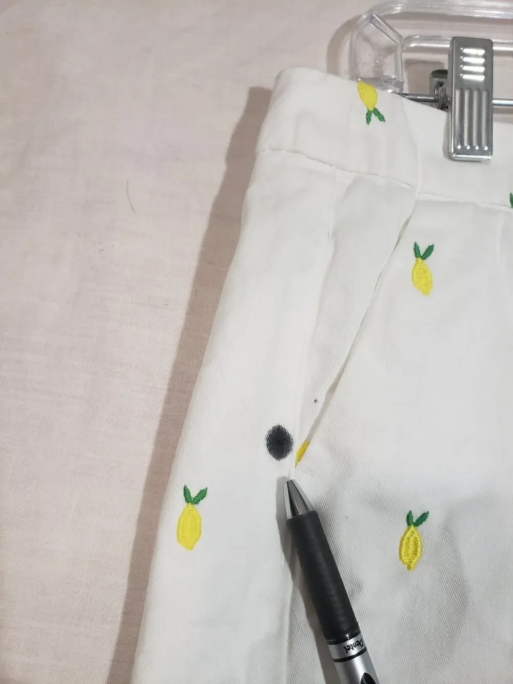 Merona Green White Lemon Pattern Casual Chino Shorts Sz 4 R309